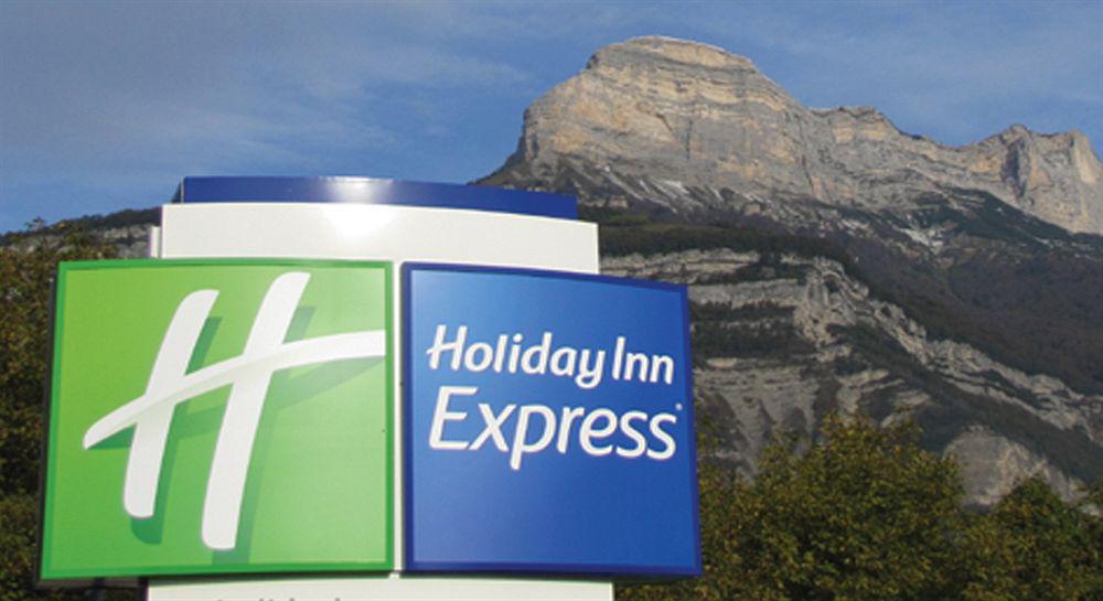 Holiday Inn Express Grenoble-베르닌 외부 사진